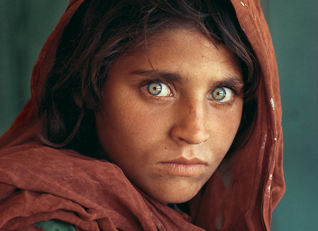 ecvr-afghan-girl-near-peshwar-pakistan-1984